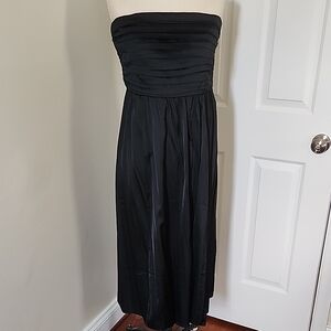 Elegant Black Strapless Dress